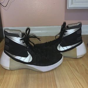 Woman’s size 9.5 hyperdunks